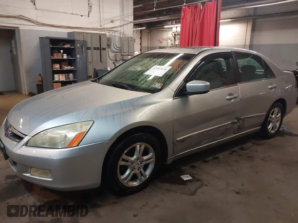 2006 Honda Accord EX-L z VIN 1HGCM56876A095110, wystawiony jako IAAI lot #42182018 z przebiegiem 197 426 mil mil oraz . Historia ofert i sprzedaży dostępna na DreamBid. Obrazek 2.