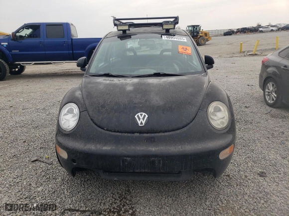 1998 Volkswagen New Beetle with VIN 3VWBB61C4WM045525, listed as a Copart auction lot 48994085 with 126,363 mi miles and Salvage Title. Bid and sale history available at carsss.com. Image 5.
