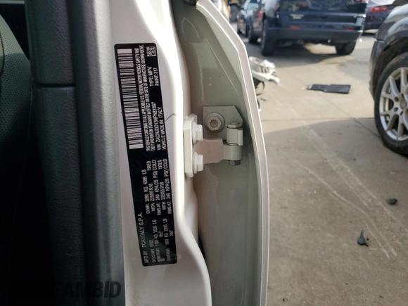 2022 Jeep Renegade Limited with VIN ZACNJDD13NPN81697, listed as a Copart auction lot 84630914 with 36,924 mi miles and Salvage title. Bid and sale history available at DreamBid. Image 13.
