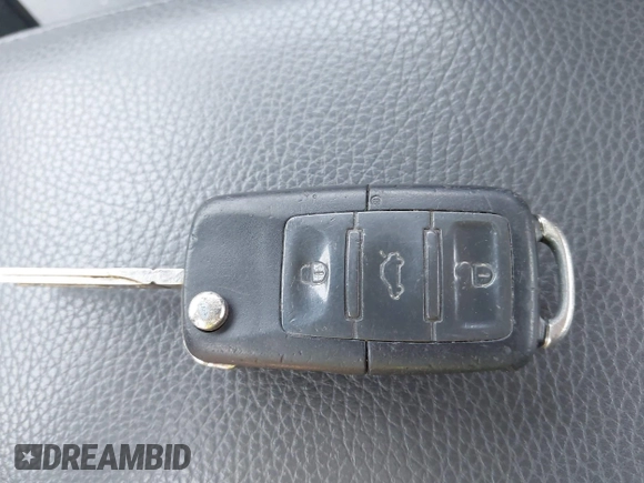 2007 Volkswagen Jetta 2.5 with VIN 3VWSF71K97M093153, listed as a IAAI auction lot 42392471 with 228,039 mi miles and . Bid and sale history available at DreamBid. Image 11.