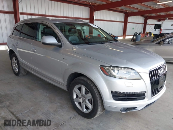 2015 Audi Q7 3.0T Premium with VIN WA1CGAFE9FD026724, listed as a IAAI auction lot 41740073 with 71,505 mi miles. Bid and sale history available at carsss.com. Image 1.
