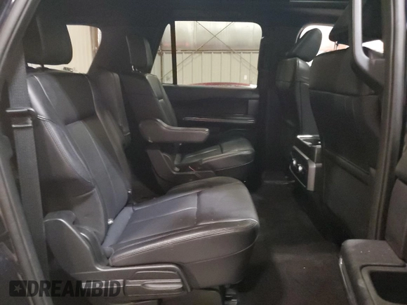 2021 Ford Expedition Max XLT z VIN 1FMJK1JT7MEA86179, wystawiony jako Copart lot #46050995 z przebiegiem 44 789 mil mil oraz Nie do naprawy • Non repairable. Historia ofert i sprzedaży dostępna na DreamBid. Obrazek 11.