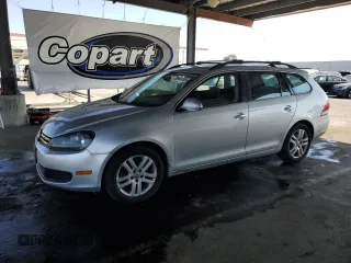 2013 Volkswagen Jetta TDI w/Sunroof & Nav с VIN 3VWPL7AJ8DM663399, выставлен на аукционе Copart как лот 59991045 с пробегом 157 377 миль миль и Чистый • Clean title. История ставок и продаж доступна на DreamBid. Изображение 1.