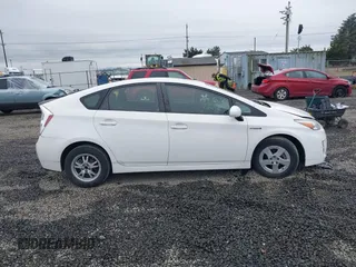 2011 Toyota Prius I with VIN JTDKN3DU8B5371440, listed as a IAAI auction lot 42097626 with 169,609 mi miles. Bid and sale history available at carsss.com. Image 13.