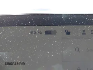 2023 Tesla Model 3 z VIN 5YJ3E1EA6PF566326, wystawiony jako IAAI lot #42687125 z przebiegiem 43 548 mil mil oraz . Historia ofert i sprzedaży dostępna na DreamBid. Obrazek 18.