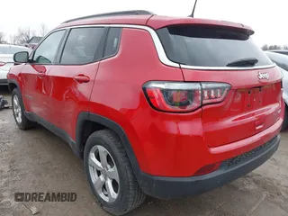 2017 Jeep Compass Latitude with VIN 3C4NJCBB4HT653125, listed as a IAAI auction lot 42006468 with Not provided miles and . Bid and sale history available at DreamBid. Image 3.