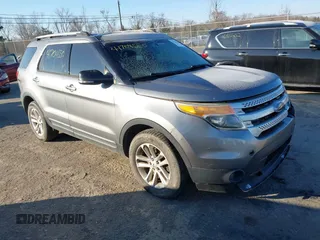 2013 Ford Explorer XLT z VIN 1FM5K8D84DGC54270, wystawiony jako IAAI lot #41704550 z przebiegiem 197 950 mil mil oraz . Historia ofert i sprzedaży dostępna na DreamBid. Obrazek 1.