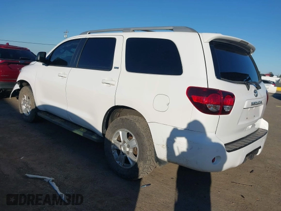 2018 Toyota Sequoia SR5 with VIN 5TDBY5G1XJS156509, listed as a IAAI auction lot 41723819 with 54,261 mi miles. Bid and sale history available at carsss.com. Image 3.