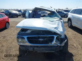 2000 Ford Explorer XLT с VIN 1FMZU63P8YZB84601, выставлен на аукционе IAAI как лот 41340435 с пробегом 132 511 миль миль и . История ставок и продаж доступна на DreamBid. Изображение 12.