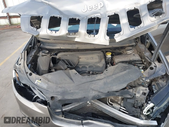 2019 Jeep Cherokee Latitude with VIN 1C4PJLCBXKD416644, listed as a IAAI auction lot 42261057 with 93,849 mi miles and . Bid and sale history available at DreamBid. Image 10.