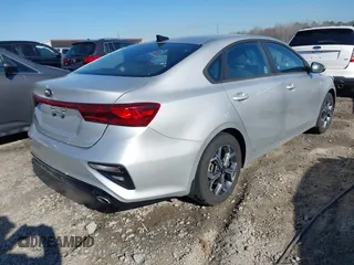 2020 Kia Forte LXS with VIN 3KPF24AD2LE234214, listed as a IAAI auction lot 41691002 with 62,162 mi miles. Bid and sale history available at carsss.com. Image 4.