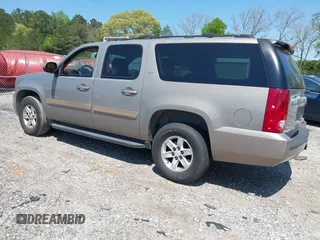 2007 GMC Yukon XL SLT z VIN 1GKFC16087J200390, wystawiony jako IAAI lot #42049673 z przebiegiem 169 174 mil mil oraz . Historia ofert i sprzedaży dostępna na DreamBid. Obrazek 3.