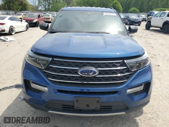 2020 Ford Explorer XLT z VIN 1FMSK7DH0LGA35382, wystawiony jako Copart lot #52282075 z przebiegiem 93 788 mil mil oraz Szkoda całkowita • Salvage title. Historia ofert i sprzedaży dostępna na DreamBid. Obrazek 5.