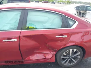2016 Nissan Altima SL with VIN 1N4AL3AP1GC264898, listed as a IAAI auction lot 42093306 with 115,429 mi miles and . Bid and sale history available at carsss.com. Image 6.