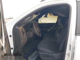 2019 Chevrolet Silverado 1500 LT with VIN 3GCUYDED7KG156676, listed as a IAAI auction lot 41329709 with 125,990 mi miles. Bid and sale history available at carsss.com. Image 5.