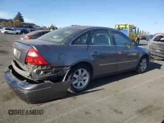 2005 Ford Five Hundred SEL with VIN 1FAFP24185G150138, listed as a Copart auction lot 78532624 with 121,538 mi miles and Salvage Title. Bid and sale history available at carsss.com. Image 3.