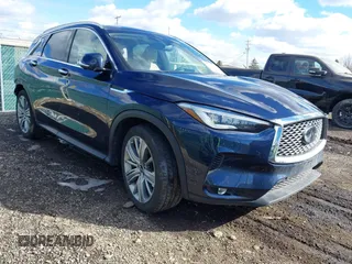 2021 Infiniti QX50 Essential z VIN 3PCAJ5CB8MF116274, wystawiony jako IAAI lot #41440591 z przebiegiem 69 342 mil mil oraz . Historia ofert i sprzedaży dostępna na DreamBid. Obrazek 1.