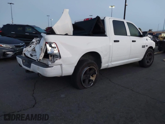 2016 Ram 1500 Express z VIN 3C6RR6KT6GG197843, wystawiony jako IAAI lot #41684798 z przebiegiem 114 026 mil mil oraz . Historia ofert i sprzedaży dostępna na DreamBid. Obrazek 4.