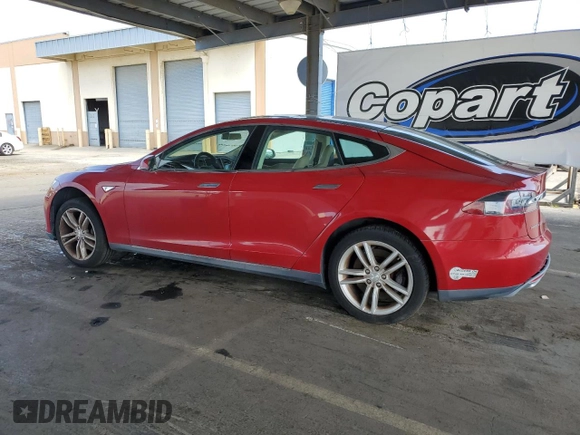 2013 Tesla Model S with VIN 5YJSA1DN9DFP09597, listed as a Copart auction lot 60174125 with 138,668 mi miles and Clean title. Bid and sale history available at DreamBid. Image 2.
