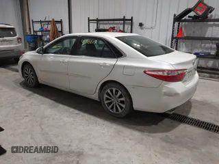 2016 Toyota Camry XSE with VIN 4T1BK1FK0GU570869, listed as a IAAI auction lot 41316617 with 71,425 mi miles. Bid and sale history available at carsss.com. Image 14.