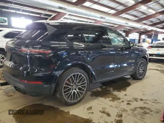 2021 Porsche Cayenne S z VIN WP1AB2AY3MDA27205, wystawiony jako Copart lot #53703015 z przebiegiem 81 932 mil mil oraz Szkoda całkowita • Salvage title. Historia ofert i sprzedaży dostępna na DreamBid. Obrazek 3.