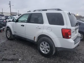 2008 Mazda Tribute ES with VIN 4F2CZ06178KM07610, listed as a Copart auction lot 48420005 with 0 mi miles and Salvage Title. Bid and sale history available at carsss.com. Image 2.