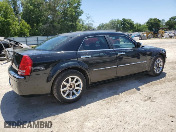 2008 Chrysler 300 C Hemi with VIN 2C3KA63H08H156142, listed as a Copart auction lot 53741595 with 216,677 mi miles and Salvage Title. Bid and sale history available at carsss.com. Image 3.