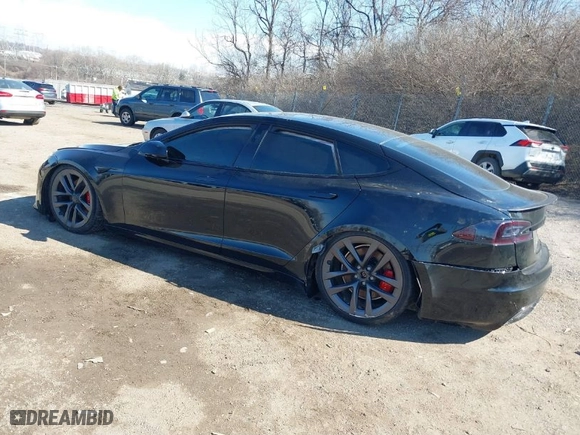 2022 Tesla Model S with VIN 5YJSA1E50NF470991, listed as a IAAI auction lot 41652545 with 1 mi miles. Bid and sale history available at carsss.com. Image 3.