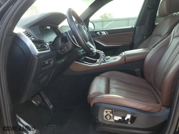 2021 BMW X5 xDrive40i with VIN 5UXCR6C00M9G55196, listed as a Copart auction lot 52712715 with 39,047 mi miles and Salvage Title. Bid and sale history available at carsss.com. Image 7.