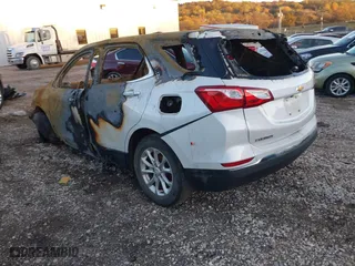2018 Chevrolet Equinox LT with VIN 2GNAXJEV6J6132044, listed as a IAAI auction lot 40852075 with 1 mi miles. Bid and sale history available at carsss.com. Image 3.