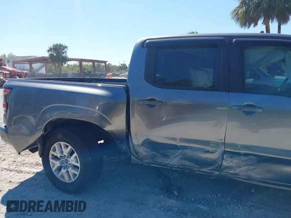 2022 Nissan Frontier SV z VIN 1N6ED1EJ4NN682356, wystawiony jako IAAI lot #41778467 z przebiegiem 26 055 mil mil oraz . Historia ofert i sprzedaży dostępna na DreamBid. Obrazek 17.