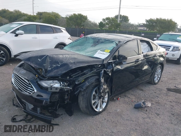 2019 Ford Fusion SE with VIN 3FA6P0HD8KR203627, listed as a IAAI auction lot 41868827 with 78,179 mi miles. Bid and sale history available at carsss.com. Image 17.