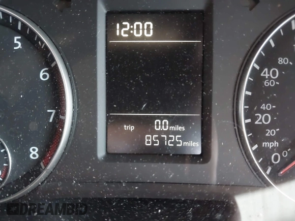 2015 Volkswagen Passat 1.8T Limited Edition with VIN 1VWAT7A3XFC100852, listed as a IAAI auction lot 41204902 with 85,725 mi miles. Bid and sale history available at carsss.com. Image 7.