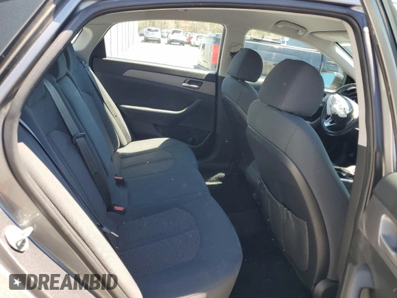2018 Hyundai Sonata SE z VIN 5NPE24AFXJH637797, wystawiony jako Copart lot #56832255 z przebiegiem 104 743 mil mil oraz Szkoda całkowita • Salvage title. Historia ofert i sprzedaży dostępna na DreamBid. Obrazek 10.