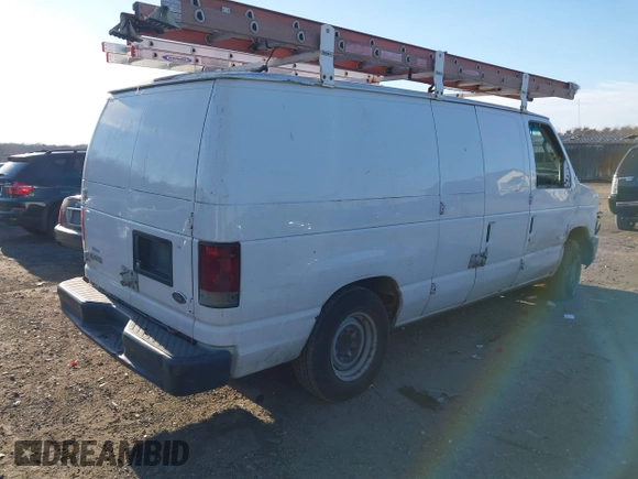 2008 Ford Econoline Cargo Commercial with VIN 1FTNE14W88DA37748, listed as a IAAI auction lot 41169318 with 352,872 mi miles. Bid and sale history available at carsss.com. Image 4.