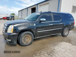 2010 Cadillac Escalade ESV Platinum Edition z VIN 1GYUKKEF9AR216912, wystawiony jako Copart lot #60753095 z przebiegiem 143 448 mil mil oraz Czysty tytuł • Clean title. Historia ofert i sprzedaży dostępna na DreamBid. Obrazek 1.