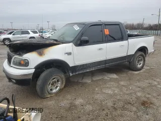 2002 Ford F-150 XLT with VIN 1FTRW08LX2KC11914, listed as a Copart auction lot 85238104 with 0 mi miles and Salvage Title. Bid and sale history available at carsss.com. Image 1.