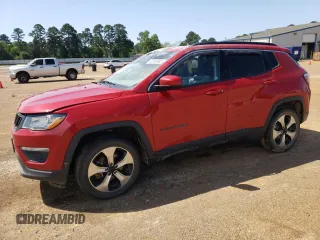 2018 Jeep Compass Latitude с VIN 3C4NJDBB6JT136582, выставлен на аукционе Copart как лот 52348985 с пробегом Не указан миль и Списание • Salvage title. История ставок и продаж доступна на DreamBid. Изображение 1.