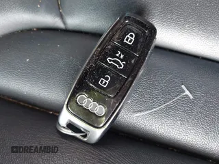 2021 Audi Q7 Premium Plus z VIN WA1LJAF72MD023356, wystawiony jako IAAI lot #40204669 z przebiegiem 33 316 mil mil oraz . Historia ofert i sprzedaży dostępna na DreamBid. Obrazek 11.