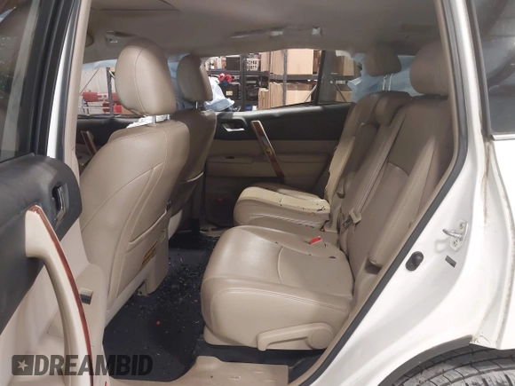 2013 Toyota Highlander Limited z VIN 5TDYK3EH1DS121622, wystawiony jako IAAI lot #42272380 z przebiegiem 191 400 mil mil oraz . Historia ofert i sprzedaży dostępna na DreamBid. Obrazek 8.