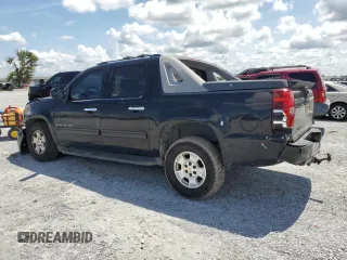 2011 Chevrolet Avalanche LT with VIN 3GNMCFE07BG166901, listed as a Copart auction lot 61734405 with 269,796 mi miles and Salvage title. Bid and sale history available at DreamBid. Image 2.