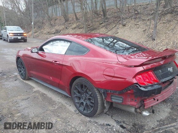 2019 Ford Mustang EcoBoost z VIN 1FA6P8TH3K5111837, wystawiony jako IAAI lot #42112963 z przebiegiem 46 725 mil mil oraz . Historia ofert i sprzedaży dostępna na DreamBid. Obrazek 3.