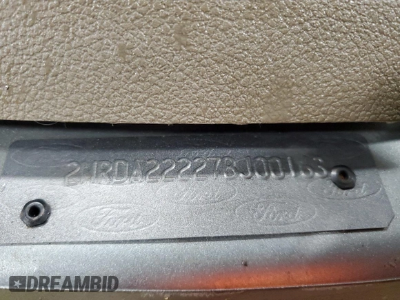 2007 Mercury Monterey z VIN 2MRDA22227BJ00163, wystawiony jako Copart lot #49222805 z przebiegiem Nie podano mil oraz Szkoda całkowita • Salvage title. Historia ofert i sprzedaży dostępna na DreamBid. Obrazek 14.