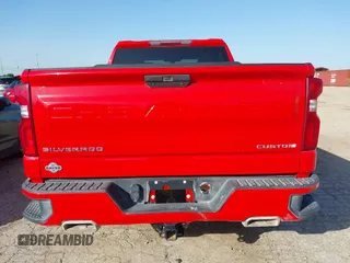 2020 Chevrolet Silverado 1500 Custom with VIN 1GCRWBEF3LZ104268, listed as a IAAI auction lot 42083062 with 85,582 mi miles. Bid and sale history available at carsss.com. Image 16.