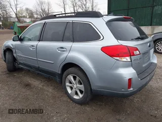 2014 Subaru Outback 2.5i Premium with VIN 4S4BRBCC8E3243525, listed as a IAAI auction lot 41997680 with 137,492 mi miles. Bid and sale history available at carsss.com. Image 3.