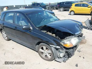 2008 Kia Spectra with VIN KNAFE162385016733, listed as a IAAI auction lot 41924912 with 159,856 mi miles. Bid and sale history available at carsss.com. Image 1.