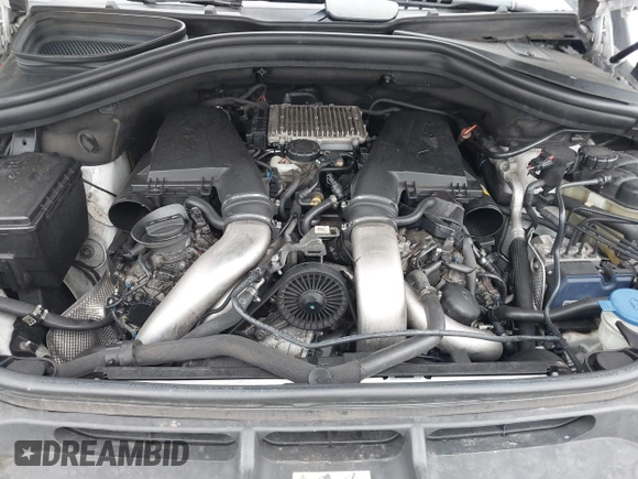 2014 Mercedes-Benz GL 450 with VIN 4JGDF7CE5EA408944, listed as a IAAI auction lot 42397384 with 182,106 mi miles and . Bid and sale history available at DreamBid. Image 10.