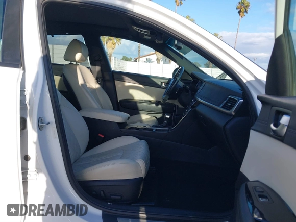 2016 Kia Optima SXL Turbo with VIN 5XXGV4L20GG023095, listed as a IAAI auction lot 41580598 with 155,002 mi miles. Bid and sale history available at carsss.com. Image 5.