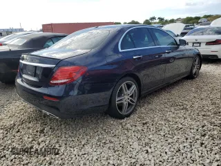 2017 Mercedes-Benz E-Class E 300 Luxury with VIN WDDZF4JB2HA152337, listed as a Copart auction lot 49504643 with Not Provided miles. Bid and sale history available at carsss.com. Image 3.