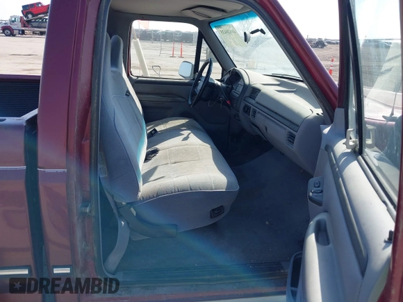 1996 Ford F-150 with VIN 1FTEF15N6TLA07696, listed as a IAAI auction lot 41820435 with 216,072 mi miles and . Bid and sale history available at DreamBid. Image 5.